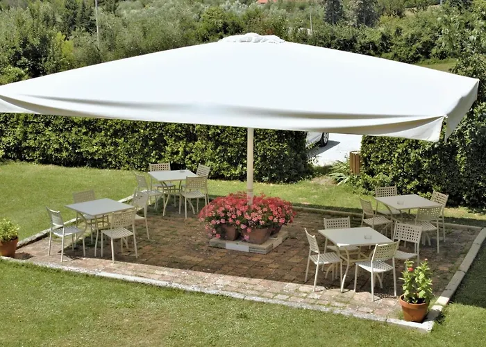 Studio-apartment Mit Garten- Grill- Pool Und Aussicht By Interhome * 페자로