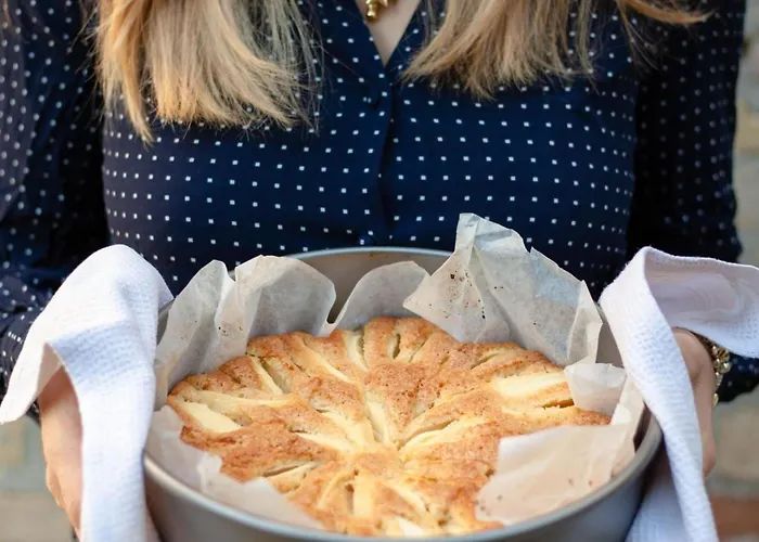 Appartamento Studio-apartment Mit Garten- Grill- Pool Und Aussicht By Interhome